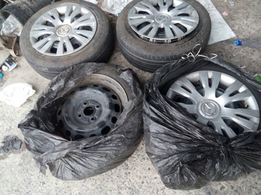 กะทะล้อขอบ 15 ขนาด 4 รู 100  พร้อมยาง DUNLOP 185/55R15  ล้อ tel.081-4273941 ไอดีไลน์ 0814273941