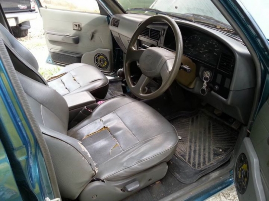 กระบะ โตโยต้า ไมตี้ เอ็กซ์ 4 ประตู ปี 95