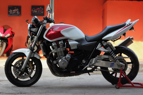 เอิร์ท พิดโลก>CB1300 ปี04 สรรพสามิตแท้100\%