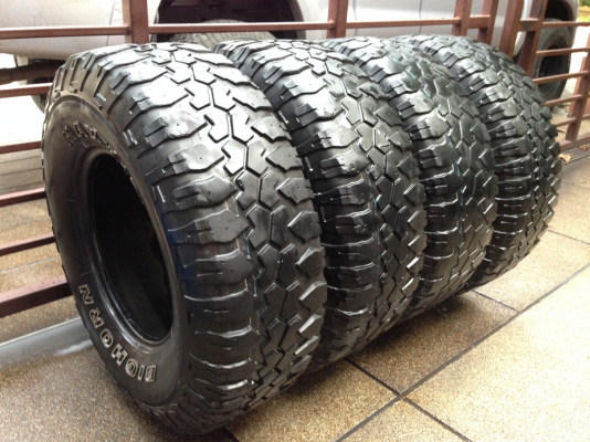 ยาง Mud Maxxis 285 75 16 ปี11 พร้อมใช้งาน ราคาไม่แพง