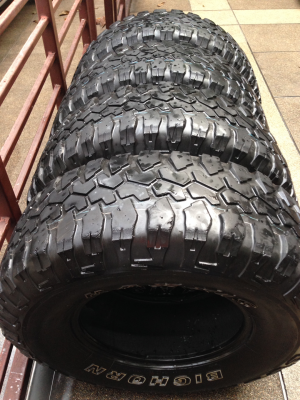 ยาง Mud Maxxis 285 75 16 ปี11 พร้อมใช้งาน ราคาไม่แพง