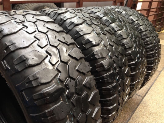 ยาง Mud Maxxis 285 75 16 ปี11 พร้อมใช้งาน ราคาไม่แพง