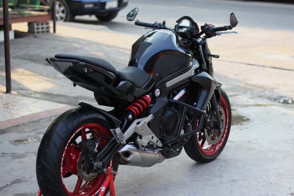 <เอิร์ท พิดโลก>er6n ปี2013 รถสวยพร้อมใช้