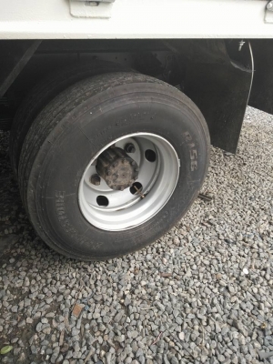 ขายหกล้อเครื่องjo8cอินเตอร์คอมมอลแรล210แรง กระบะยาว6.20เมตร กว้าง2.30เมตร เบรคทิฟฟี่ กระจกไฟฟ้า ยางเรเดียลใหม่หกเส้น แอร์เย็น เครื่องดีมาก คัสซีสวยไม่มีบวม ทะเบียนพร้อมโอน