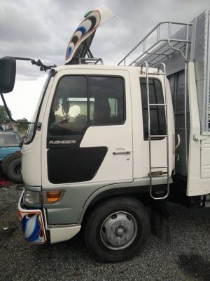 ขายหกล้อเครื่องjo8cอินเตอร์คอมมอลแรล210แรง กระบะยาว6.20เมตร กว้าง2.30เมตร เบรคทิฟฟี่ กระจกไฟฟ้า ยางเรเดียลใหม่หกเส้น แอร์เย็น เครื่องดีมาก คัสซีสวยไม่มีบวม ทะเบียนพร้อมโอน