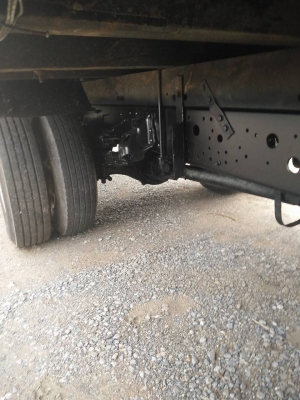 ขายหกล้อเครื่องjo8cอินเตอร์คอมมอลแรล210แรง กระบะยาว6.20เมตร กว้าง2.30เมตร เบรคทิฟฟี่ กระจกไฟฟ้า ยางเรเดียลใหม่หกเส้น แอร์เย็น เครื่องดีมาก คัสซีสวยไม่มีบวม ทะเบียนพร้อมโอน