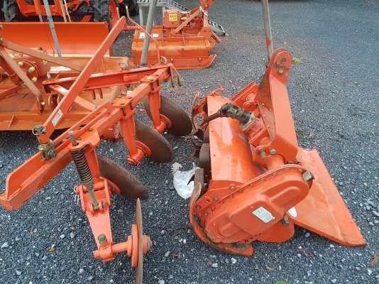 ขายเหมาโรตารี่ RX80 และ ผานบุกเบิก DP183 ตราช้าง ใช้น้อย