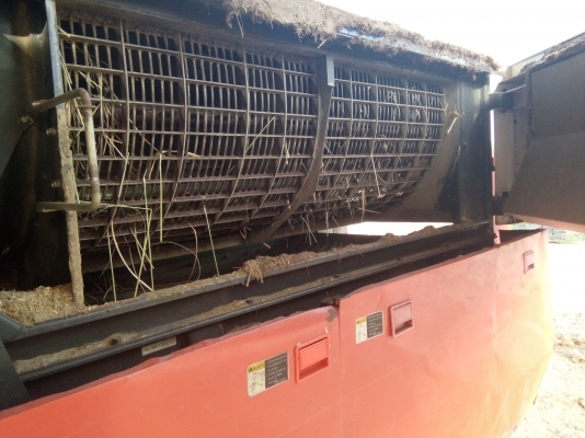 รถเกี่ยว68จีตัวนิวสปริงพร้อมรถลากเอกสารพร้อม335000 ฝาครอบครบ รถเกี่ยว68จีตัวนิวสปริงพร้อมรถลากเอกสารพร้อม335000 ฝาครอบครบ