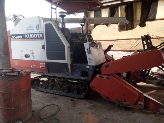 รถเกี่ยว68จีตัวนิวสปริงพร้อมรถลากเอกสารพร้อม335000 ฝาครอบครบ