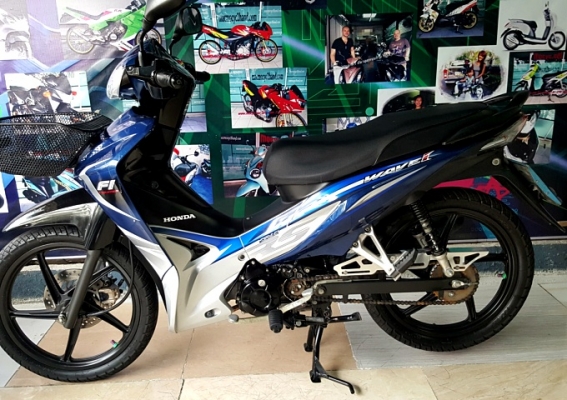 wave 110 i RS สีนํ้าเงินดำ สต๊าทมือ ตัวท็อปล้อแมกซ์ รถสวยวิ่งน้อย เครื่องดีล้อยางทุกยางเดิมๆจากศูนย์