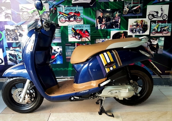 scoopy i สีนั้าเงิน ลายใหม่ล่าสุดโฉมปัจจุบัญ ล้อแมกซ์ ตัวท๊อปสุด โปรโมชั่น แถม 3 รายการ