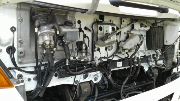 ขายรถสิบล้อหัวลากเมก้า 320 แรง ขายรถสิบล้อหัวลากเมก้า 320 แรง