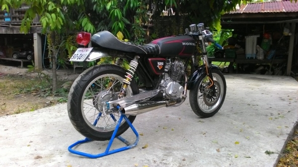 ขายHONDA JX200cc.เล่มเขียวทะเบียนชุดโอน(tel.0930155519)