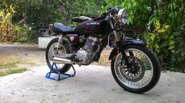 ขายHONDA JX200cc.เล่มเขียวทะเบียนชุดโอน(tel.0930155519)