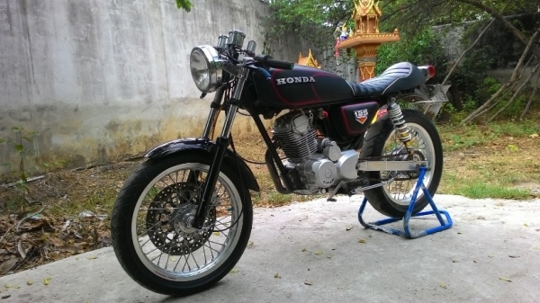 ขายHONDA JX200cc.เล่มเขียวทะเบียนชุดโอน(tel.0930155519)