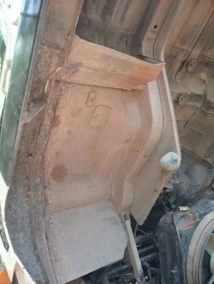 รถมิตซู 10 ล้อ ท้ายลาด  FN527M - A  /  191 แรงม้า.   สนใจติดต่อ  081 - 6079515