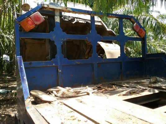 รถมิตซู 10 ล้อ ท้ายลาด  FN527M - A  /  191 แรงม้า.   สนใจติดต่อ  081 - 6079515