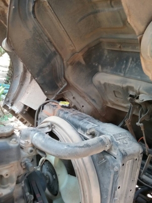 รถมิตซู 10 ล้อ ท้ายลาด  FN527M - A  /  191 แรงม้า.   สนใจติดต่อ  081 - 6079515