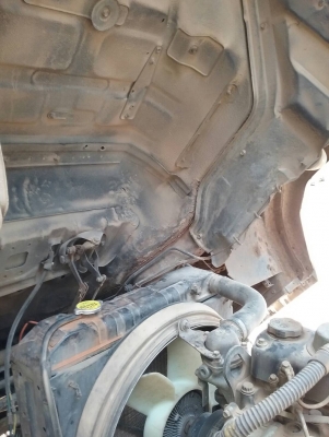 รถมิตซู 10 ล้อ ท้ายลาด  FN527M - A  /  191 แรงม้า.   สนใจติดต่อ  081 - 6079515