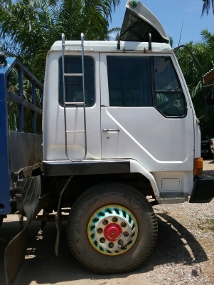 รถมิตซู 10 ล้อ ท้ายลาด  FN527M - A  /  191 แรงม้า.   สนใจติดต่อ  081 - 6079515