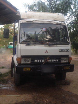 รถมิตซู 10 ล้อ ท้ายลาด  FN527M - A  /  191 แรงม้า.   สนใจติดต่อ  081 - 6079515