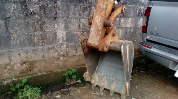 รถแบคโฮ KOMATSU  PC - 30 - 3    สนใจติดต่อ  081 - 6079515