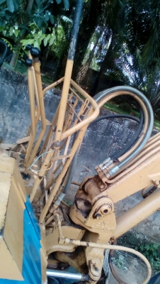 รถแบคโฮ KOMATSU  PC - 30 - 3    สนใจติดต่อ  081 - 6079515