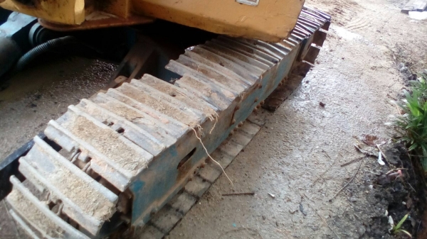 รถแบคโฮ KOMATSU  PC - 30 - 3    สนใจติดต่อ  081 - 6079515