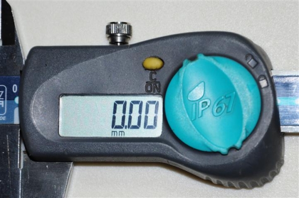 เวอร์เนียร์ Digital SWISS MADE