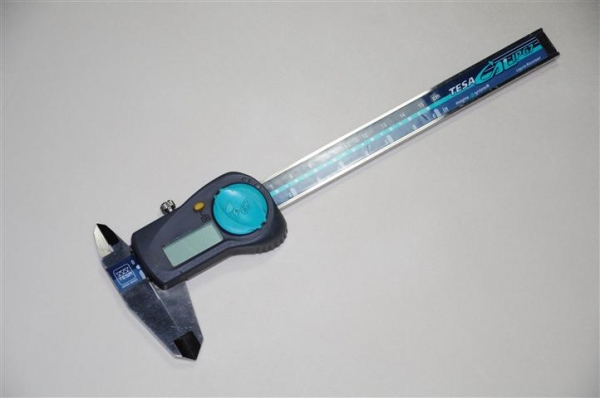 เวอร์เนียร์ Digital SWISS MADE