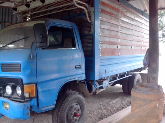 ขายรถบรรทุกหกล้อดั้มเกษตรอีซูซู เครื่อง 6BB-1 เครื่อง 145 แรงม้าแน่นมากๆๆคานFหน้า หลัง ดั้มยิงหน้า 6