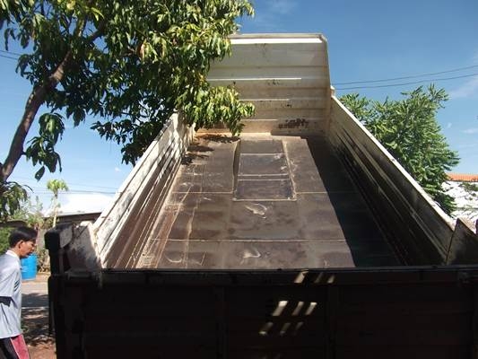 ฝากขาย รถ6ล้อดั้มฮีโน่  KM310   สภาพพร้อมใช้ ขอบคุณครับ