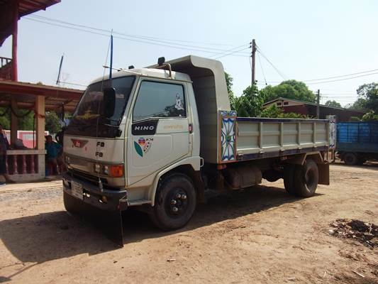 ฝากขาย รถ6ล้อดั้มฮีโน่  FB120 แรง  สภาพพร้อมใช้ ขอบคุณครับ