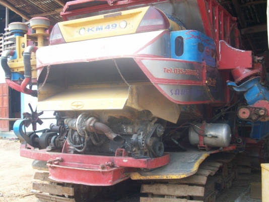 ขายรถเกี่ยว KM 49  พร้อมใช้งาน  เครื่อง  260 แรง เทอร์โบ