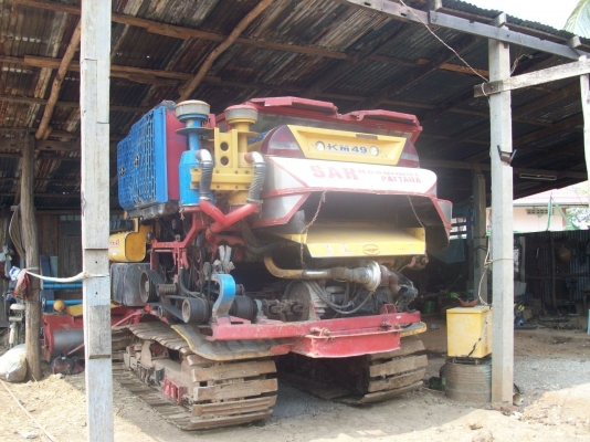 ขายรถเกี่ยว KM 49  พร้อมใช้งาน  เครื่อง  260 แรง เทอร์โบ
