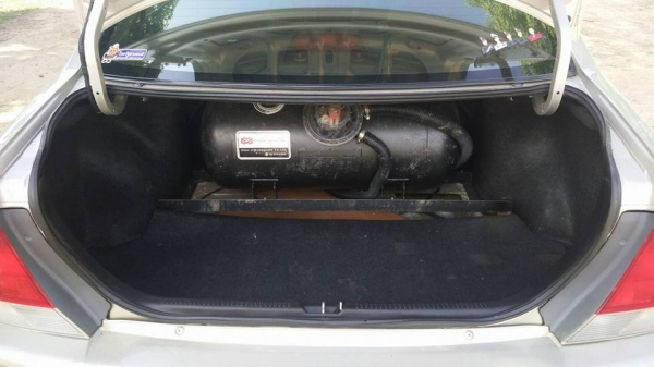 รถบ้านแท้ รถเก๋ง FORD LASER รุ่นท๊อปสุด 1.6 GLXI ปี 44 เกียร์ออร์โต้ กระจกไฟฟ้า รถบ้านแท้ รถเก๋ง FORD LASER รุ่นท๊อปสุด 1.6 GLXI ปี 44 เกียร์ออร์โต้ กระจกไฟฟ้า