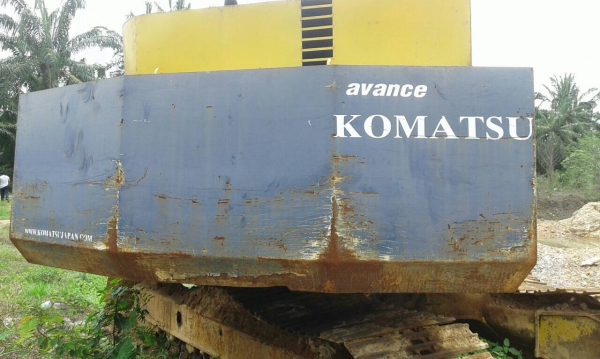 รถขุดPC200-3...สภาพใช้ได้ คอนโทลสั้น ขายตามสภาพ