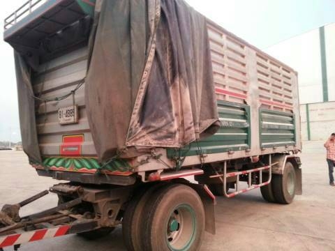 ขายพ่วงแม่ลูกดั้ม HINO 260 แรง ปี 46 สภาพสวยพร้อมใช้ ราคาต่อรองได้ ติดต่อได้ที่คุณ อ๊อฟ พิจิตร 086-737-9991