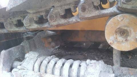 ขายแทรกเตอร์ KOMATSU D20-6 ตีนเป็ด  สภาพสวยพร้อมใช้ติดต่อได้ที่คุณ อ๊อฟ พิจิตร 086-737-9991