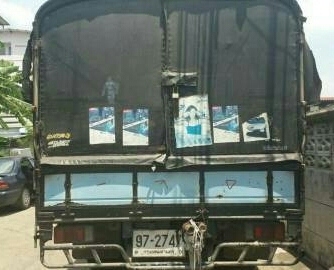 หกล้อ อีซุชุ NPR120ปี38ยาว5ม สภาพดีสวยเดิมพร้อมใช้ ทะเบียนพร้อมโอน