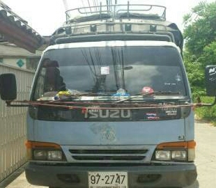 หกล้อ อีซุชุ NPR120ปี38ยาว5ม สภาพดีสวยเดิมพร้อมใช้ ทะเบียนพร้อมโอน