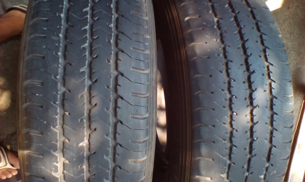 ยางมิชลิน XCD 215R14 ปี14-15 มี 1คู่ 1500บาท