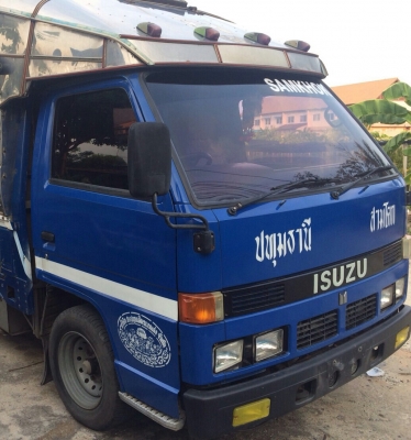 ลูกค้าเมืองโคราช จองแล้วครับ สีล้อ อีซุชุ NKR100แรง แอร์ พ.เวอร์ ยาว3.20ม มีหลังค่าโดยสาร สภาพดีสวยพร้อมใช้งาน ทะเบียนพร้อมโอน ลูกค้าเมืองโคราช จองแล้วครับ สีล้อ อีซุชุ NKR100แรง แอร์ พ.เวอร์ ยาว3.20ม มีหลังค่าโดยสาร สภาพดีสวยพร้อมใช้งาน ทะเบียนพร้อมโอน