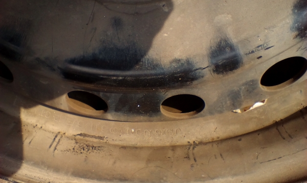 กะทะขอบ15-5รู114 ใส่วีโก้ใบละ 400บาท รัดยาง 700บาท มี 1คู่