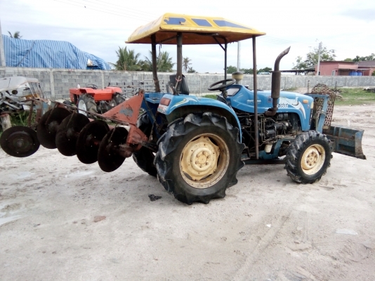 ขายครับ แช้มป์35 แรงม้า สวยๆรถไร่ไม่เคยลงนาสภาพสมบูรณ์ ผานดันหน้า+ผานพรวน ราคาเบาๆพวงมาลัยเพาเวอร์  ราคา98,000 สนใจ 086-3603016 อยู่ชลบุรีครับ