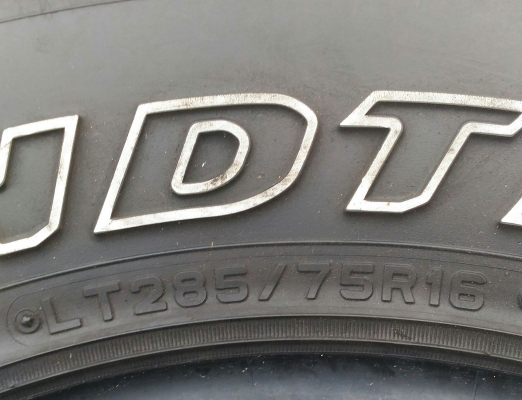 ขาย ยางAT 285/75/16(33") MADE IN JAPAN สวยๆ ขาย ยางAT 285/75/16(33") MADE IN JAPAN สวยๆ