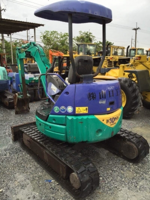 Komatsu PC 30Mr. เก่าญี่ปุ่น สภาพดีพร้อมใช้งาน โทร.090-986-2521 อ๊อบ