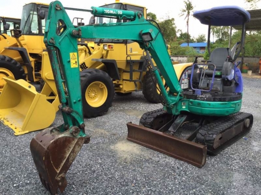 Komatsu PC 30Mr. เก่าญี่ปุ่น สภาพดีพร้อมใช้งาน โทร.090-986-2521 อ๊อบ