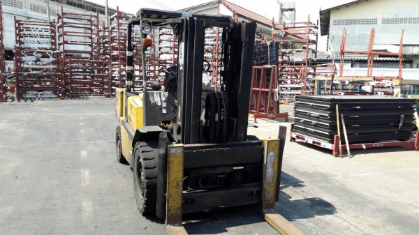 โฟล์คลิฟ yale 5ton ดีเซล เกียร์ออโต้ โฟล์คลิฟ yale 5ton ดีเซล เกียร์ออโต้