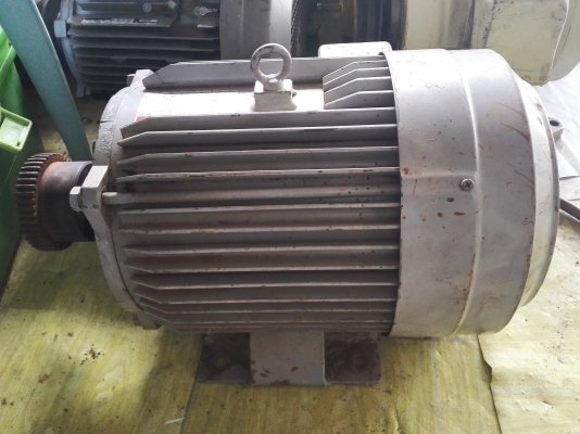 มอเตอร์มิตซู 7.5 HP 380 v